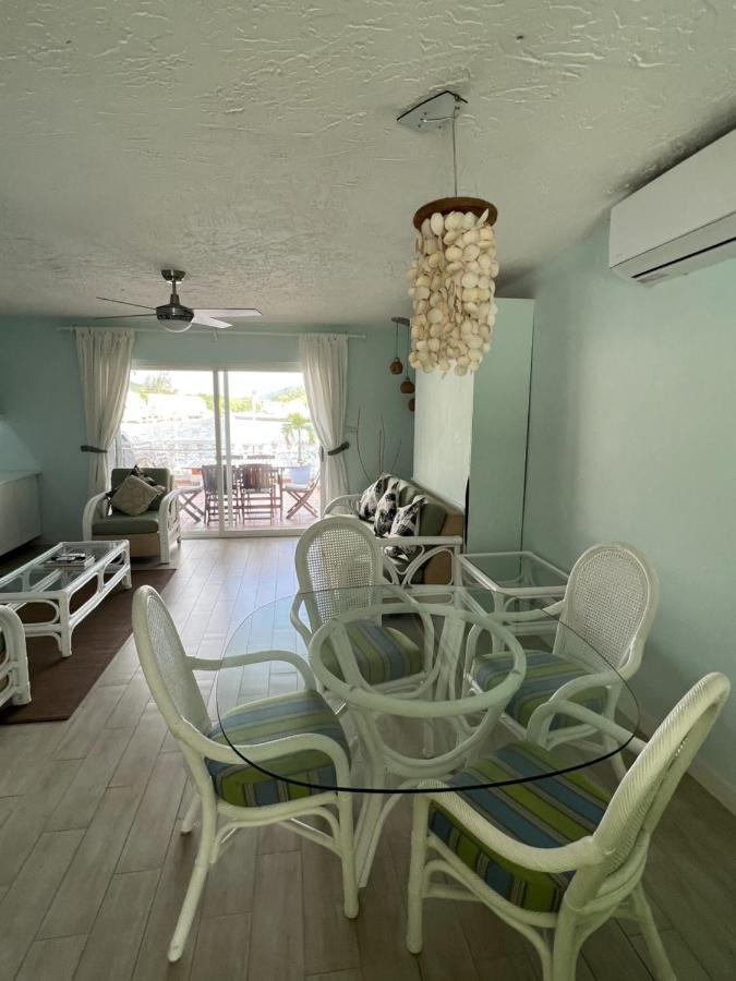 Sunny Villa In The Marina - Excellent Water Views Jolly Harbour Bagian luar foto